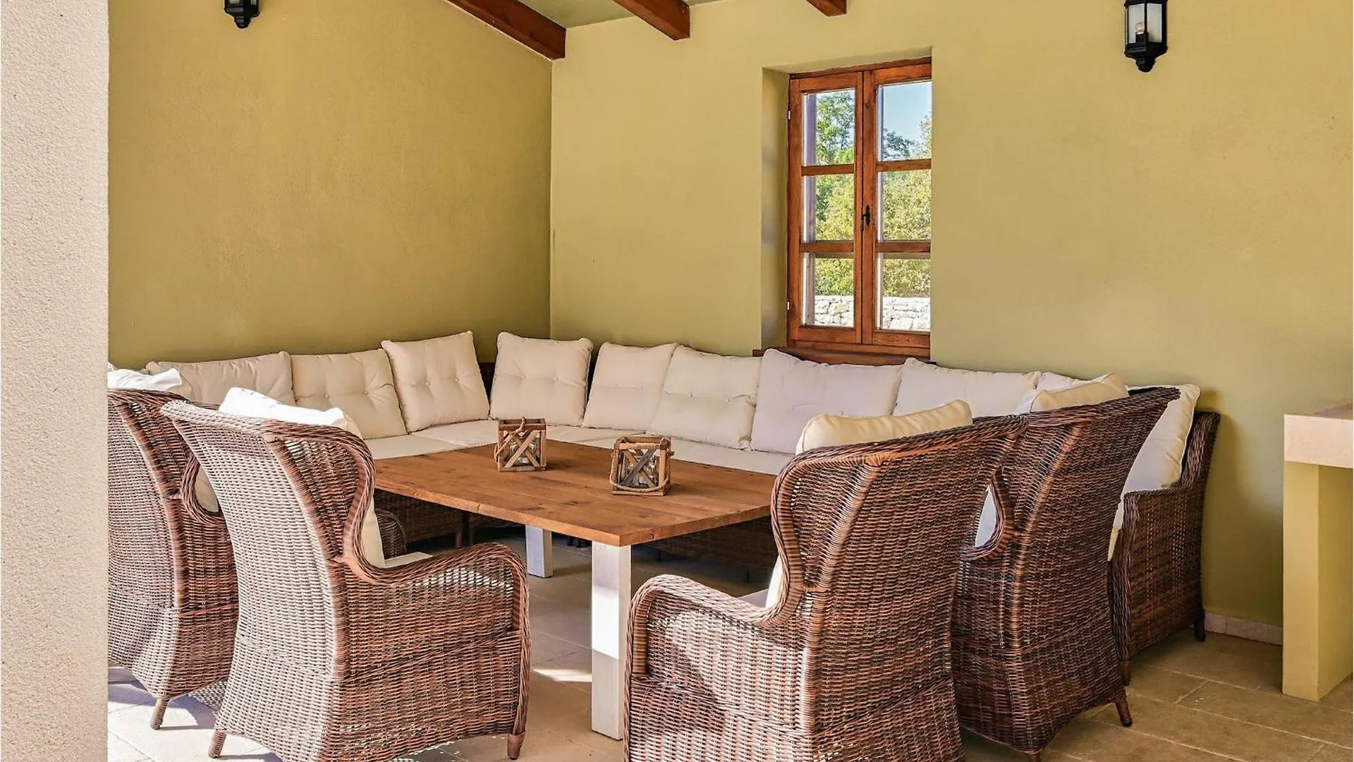Villa Rajana Gajana 0*,  Croatia
